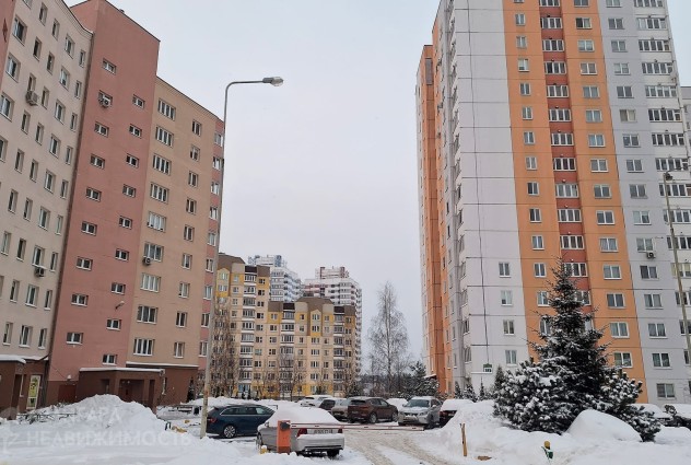 Фото Продается просторная 2-х комнатная квартира — 29