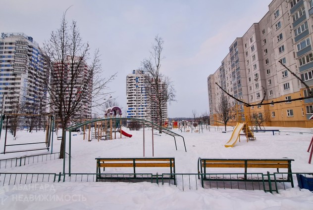 Фото Продается просторная 2-х комнатная квартира — 31