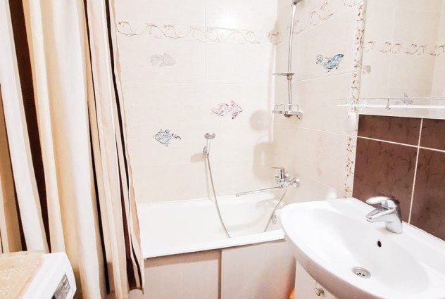 Фото Продается просторная 2-х комнатная квартира — 9