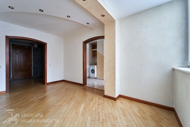 Фото 4-комнатная квартира по ул. Есенина 23 к 1 — 15