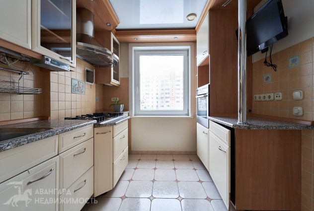 Фото 4-комнатная квартира по ул. Есенина 23 к 1 — 21