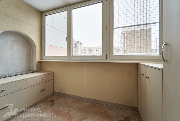 Фото 4-комнатная квартира по ул. Есенина 23 к 1 — 33