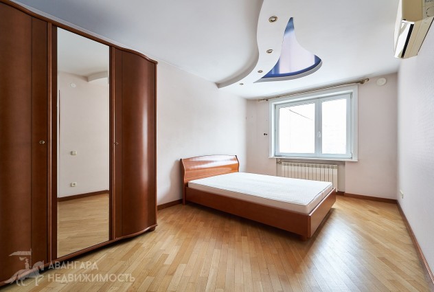 Фото 4-комнатная квартира по ул. Есенина 23 к 1 — 45