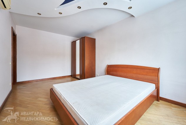 Фото 4-комнатная квартира по ул. Есенина 23 к 1 — 53