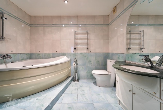 Фото 4-комнатная квартира по ул. Есенина 23 к 1 — 55