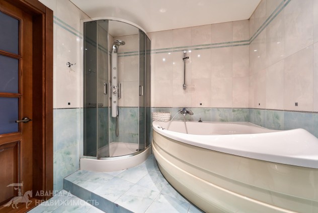 Фото 4-комнатная квартира по ул. Есенина 23 к 1 — 57