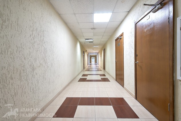 Фото Сдается в аренду офис 166.5 кв.м возле метро  — 15