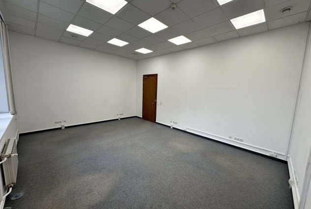 Фото Сдается в аренду офис 166.5 кв.м возле метро  — 9