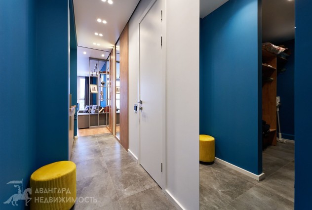 Фото Светлая видовая квартира с новым ремонтом возле парка — 11