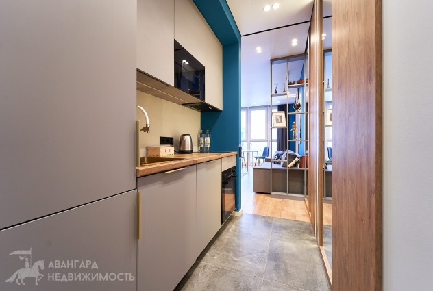 Фото Светлая видовая квартира с новым ремонтом возле парка — 15