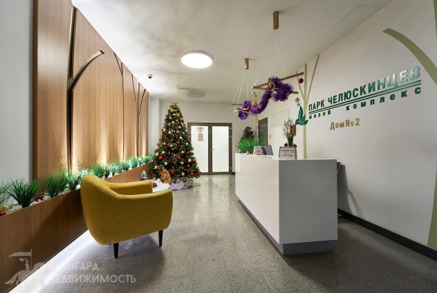 Фото Светлая видовая квартира с новым ремонтом возле парка — 79