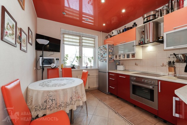 Фото 3-комнатная квартира: заехали и живёте с детьми без лишних затрат! — 19