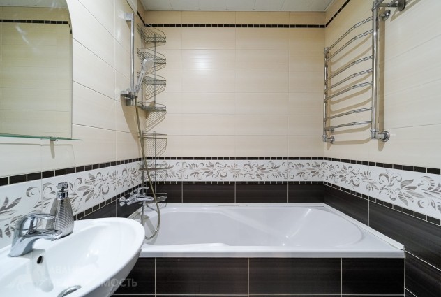 Фото 3-комнатная квартира: заехали и живёте с детьми без лишних затрат! — 27