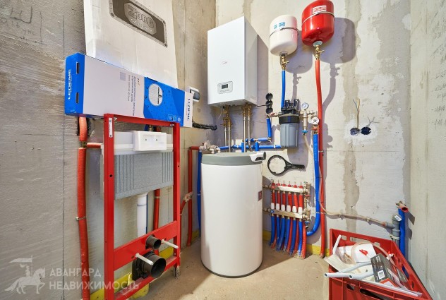 Фото Новый современный дом, граничащий с лесом. — 45