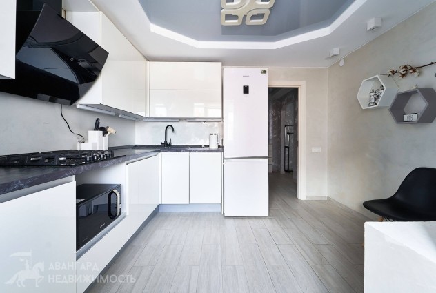 Фото 1-комнатная квартира с мебелью и техникой! — 17