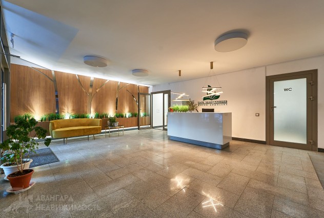 Фото Светлая просторная квартира с абсолютно новым ремонтом возле парка — 19