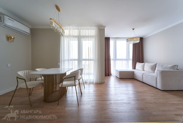 Фото Светлая просторная квартира с абсолютно новым ремонтом возле парка — 37