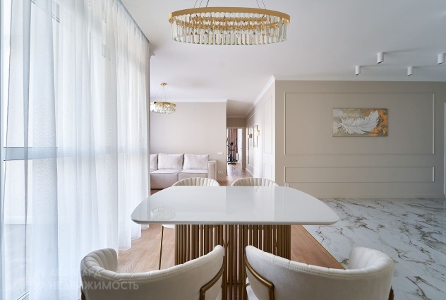 Фото Светлая просторная квартира с абсолютно новым ремонтом возле парка — 41