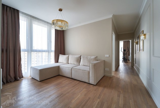 Фото Светлая просторная квартира с абсолютно новым ремонтом возле парка — 43