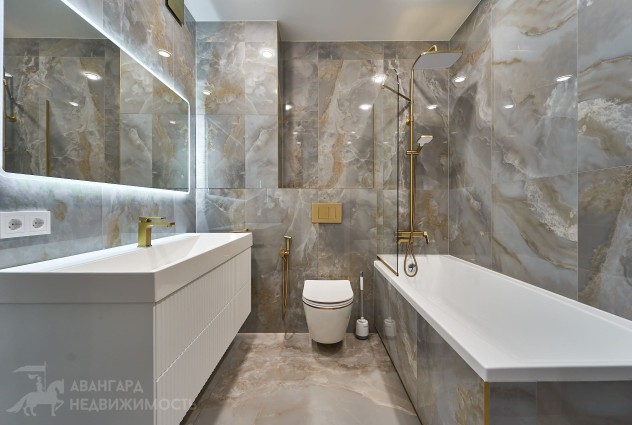 Фото Светлая просторная квартира с абсолютно новым ремонтом возле парка — 63