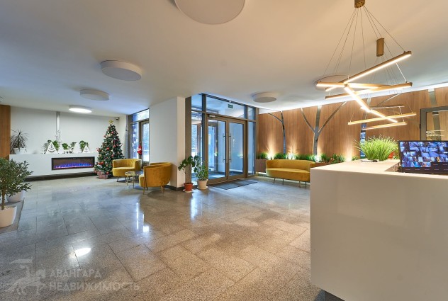 Фото Светлая просторная квартира с абсолютно новым ремонтом возле парка — 75