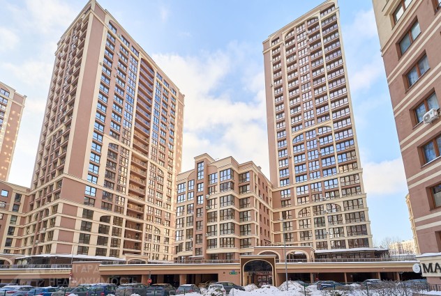 Фото Светлая просторная квартира с абсолютно новым ремонтом возле парка — 85