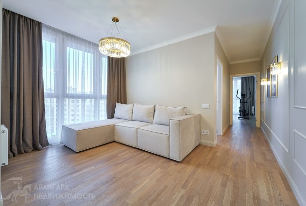 Фото Светлая просторная квартира с абсолютно новым ремонтом возле парка — 17