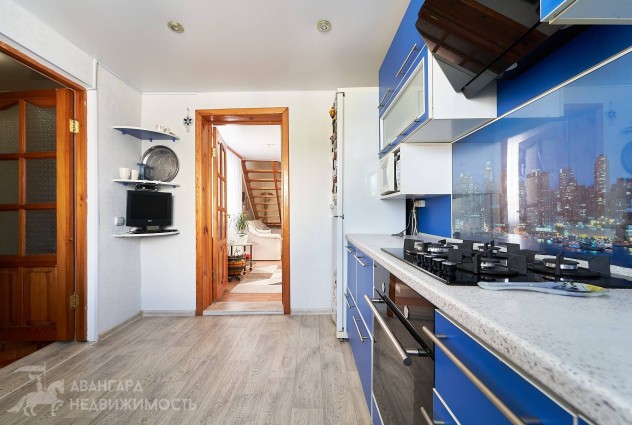 Фото Продаётся просторный дом в городе Червень  — 29