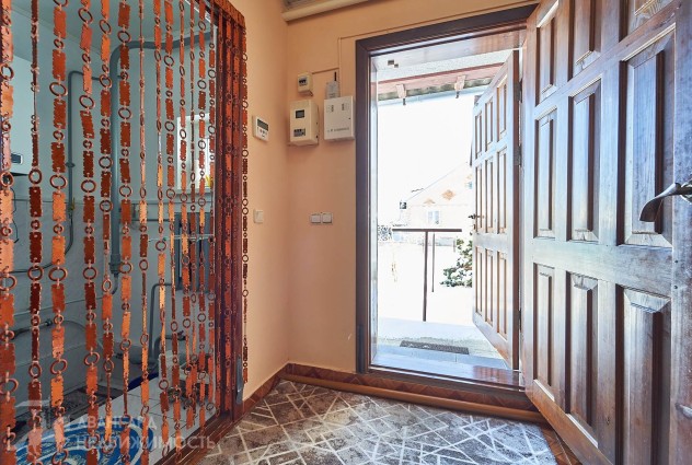 Фото Продаётся просторный дом в городе Червень  — 41