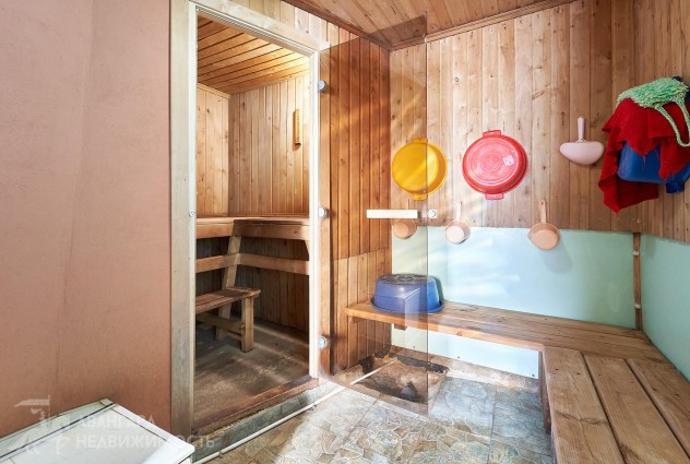 Фото Продаётся просторный дом в городе Червень  — 65