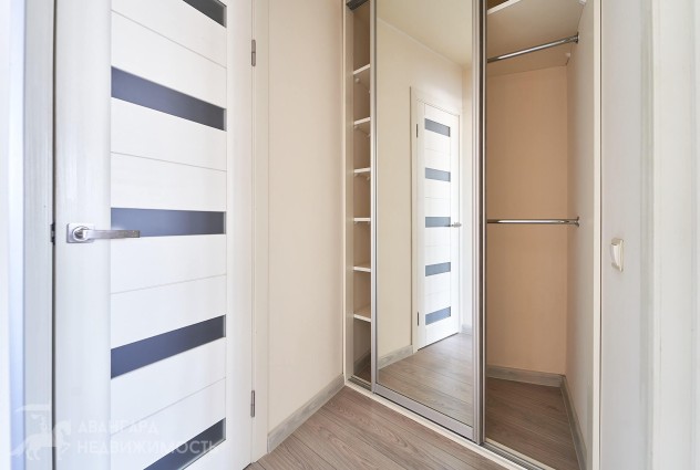 Фото Отличная 4-х комнатная квартира недалеко от метро. — 47