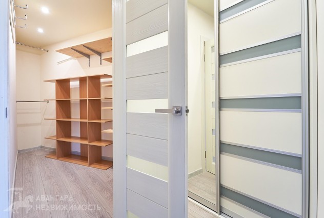 Фото Отличная 4-х комнатная квартира недалеко от метро. — 49