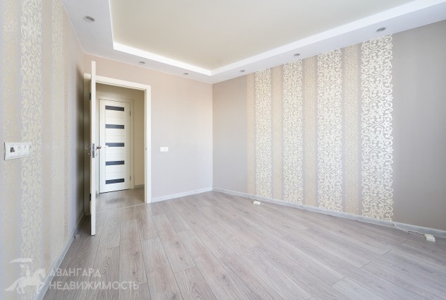 Фото Отличная 4-х комнатная квартира недалеко от метро. — 55