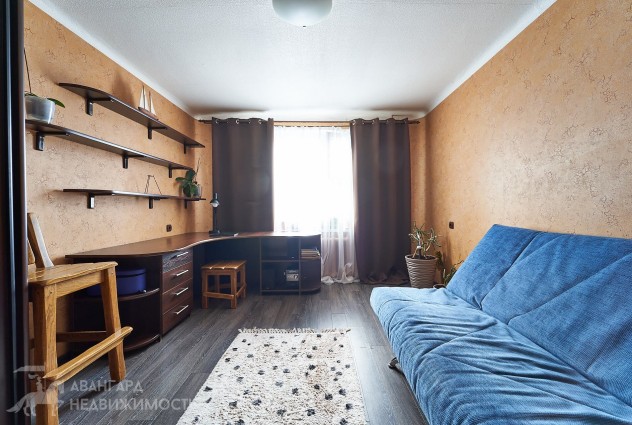 Фото Продается 3комн. квартира у метро Каменная горка: Лобанка 32 — 21