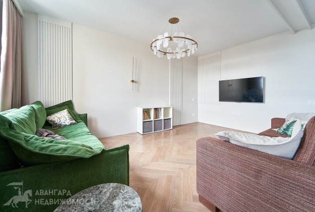 Фото Светлая трехкомнатная квартира с дизайнерским ремонтом возле сквера — 29