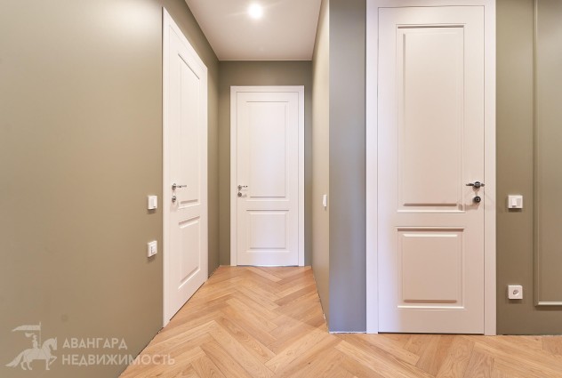 Фото Светлая трехкомнатная квартира с дизайнерским ремонтом возле сквера — 61