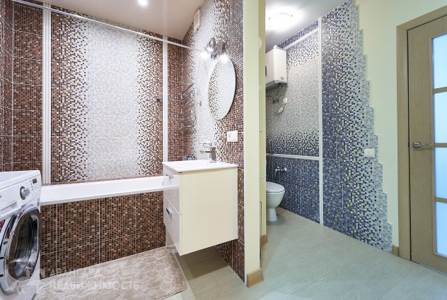 Фото Просторная студия с панорамным видом в мкр. Лебяжий, ул. Мястровская 12. — 37