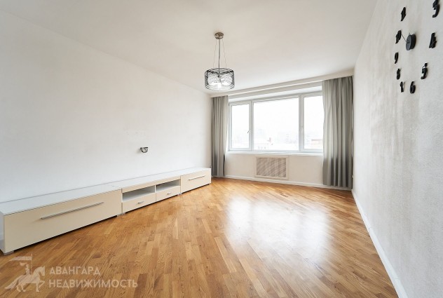 Фото 3 ком. квартира в кирпичном доме с великолепной локацией! — 17