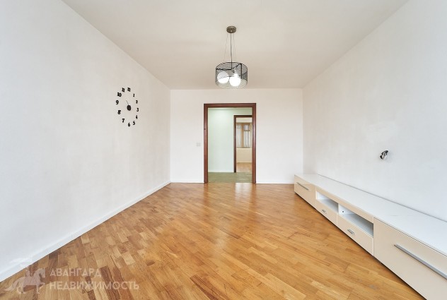 Фото 3 ком. квартира в кирпичном доме с великолепной локацией! — 15