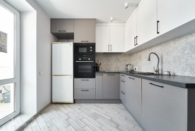 Фото 1-комн. квартира рядом со ст. метро Каменная Горка.  — 9