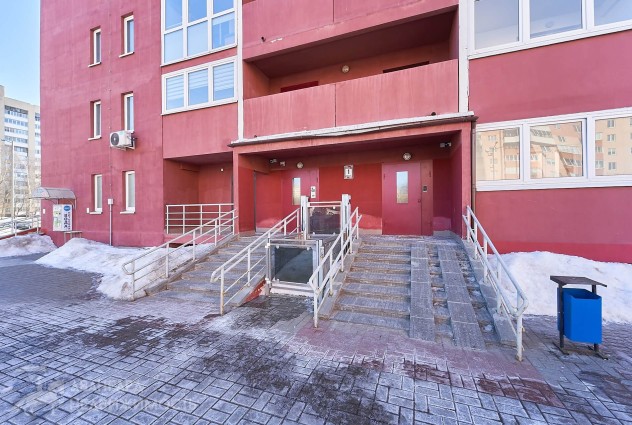 Фото 1-комн. квартира рядом со ст. метро Каменная Горка.  — 29