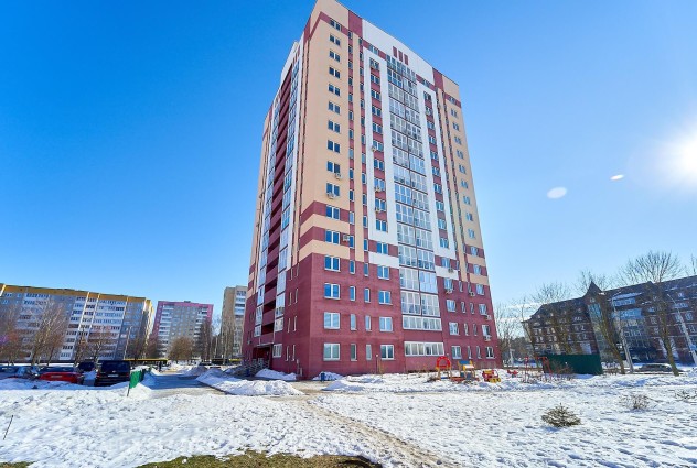 Фото 1-комн. квартира рядом со ст. метро Каменная Горка.  — 33