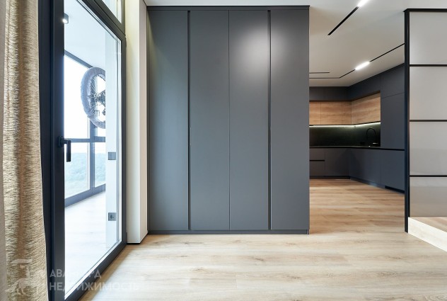 Фото Продается квартира с дизайнерским ремонтом — 19