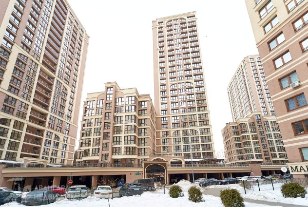 Фото Продается квартира с дизайнерским ремонтом — 69