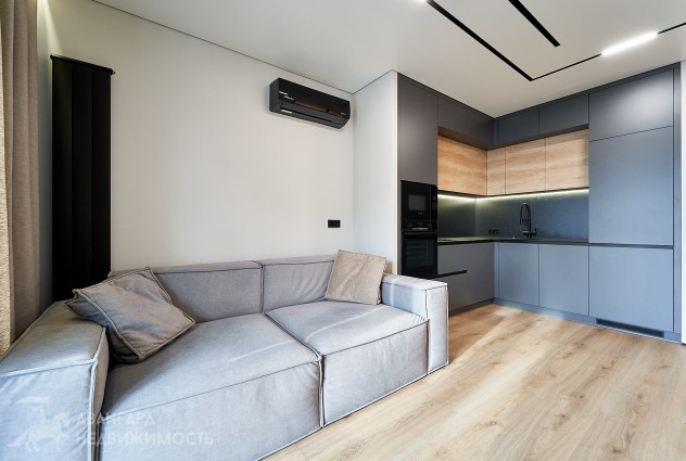 Фото Продается квартира с дизайнерским ремонтом — 7