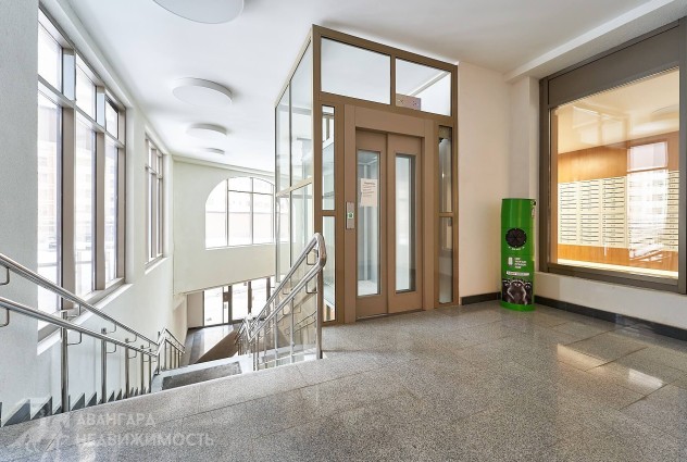 Фото Продается квартира с дизайнерским ремонтом — 85