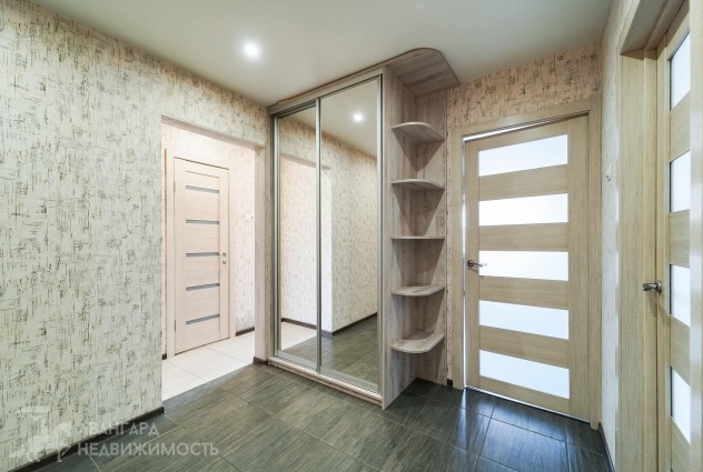 Фото Продажа уютной, светлой двухкомнатной квартиры по пр.Рокоссовского! — 35