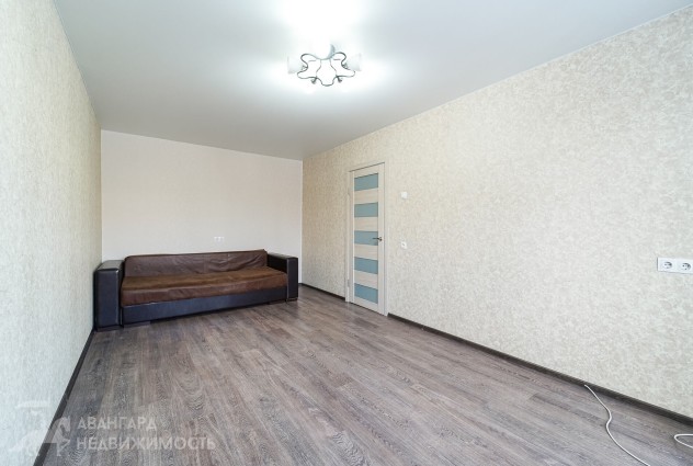 Фото Продажа уютной, светлой двухкомнатной квартиры по пр.Рокоссовского! — 3