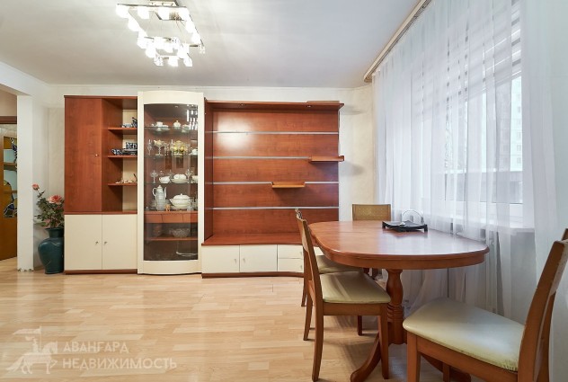 Фото 4-комнатная квартира с отличным ремонтом ул. Парниковая, 9 — 9