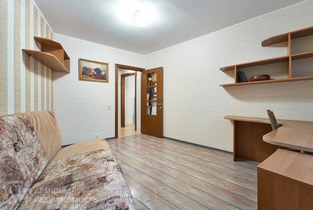 Фото 4-комнатная квартира с отличным ремонтом ул. Парниковая, 9 — 23